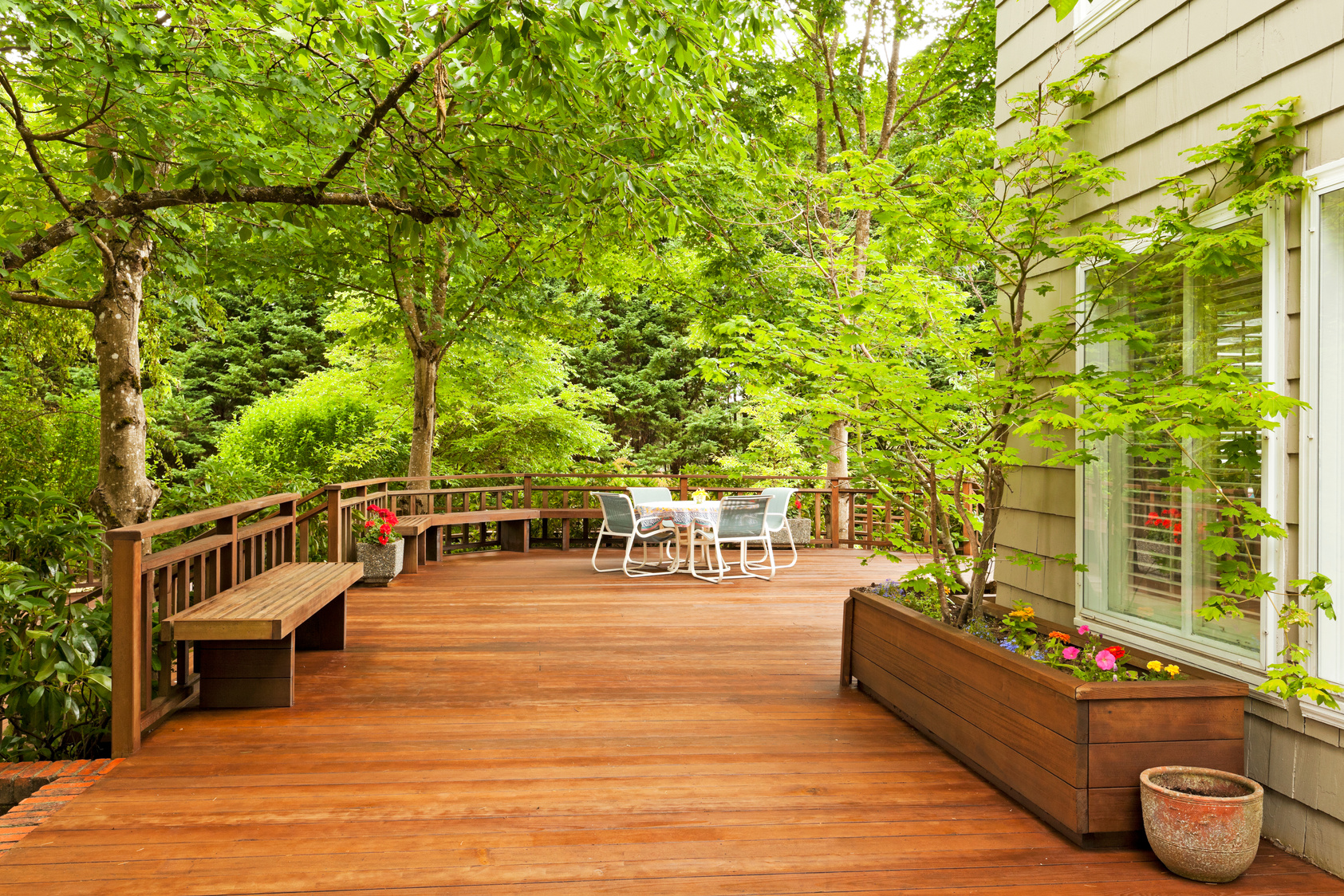 Beautiful Large Back Deck